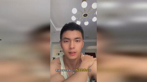 男网红被女记者采访吃瓜,一场意外的美食采访