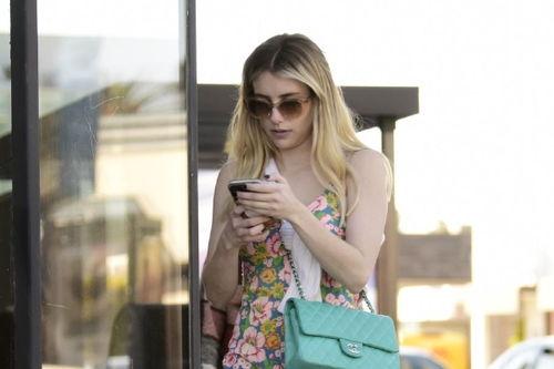 网爆网红吃瓜图片高清,高清图揭秘网络热点背后的故事